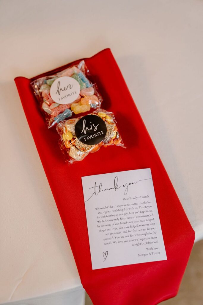 Treat bags and thank you note given at wedding